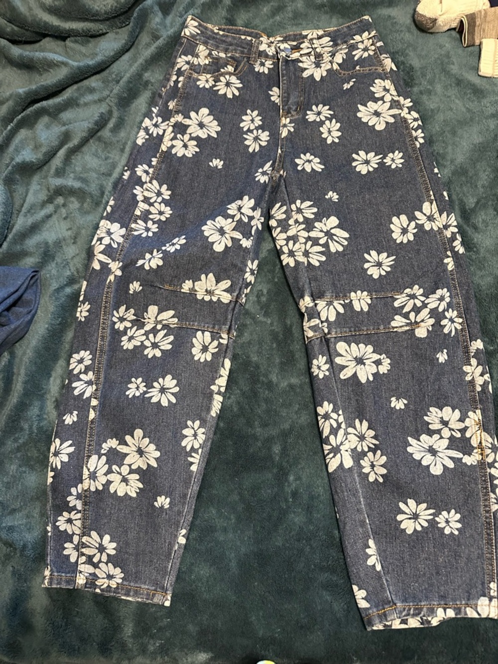 Floral Print Dark Blue Cropped Barrel Leg Women's Jeans